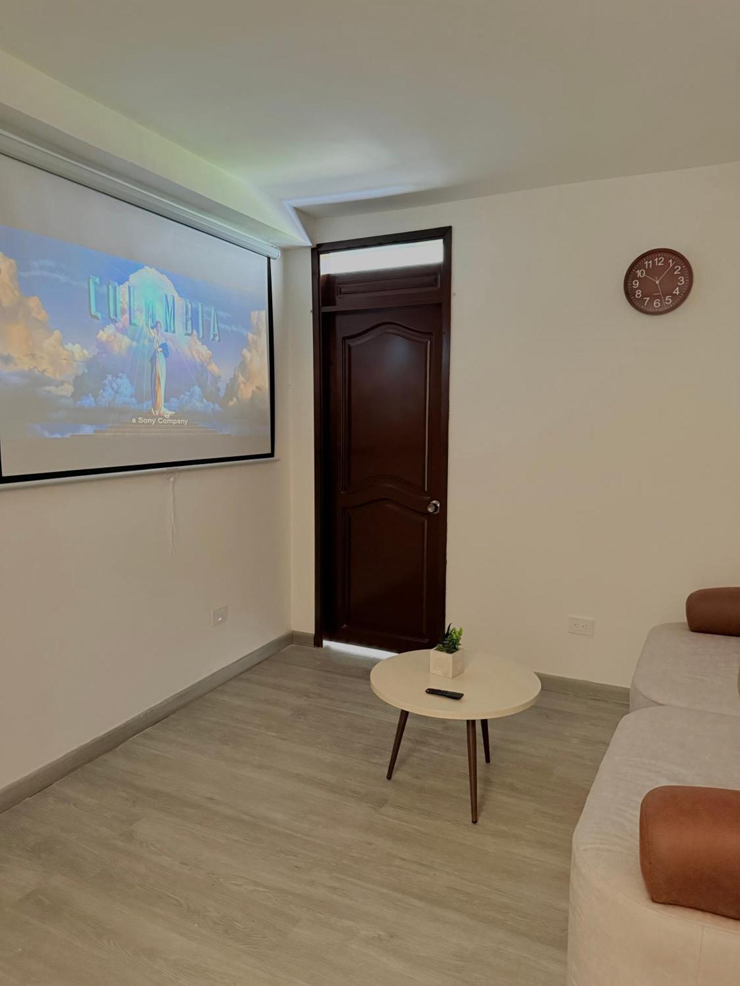 Loft Host Partner Cerca Al Aeropuerto,Expofuturo Y Ukumari Apartment Pereira Luaran gambar